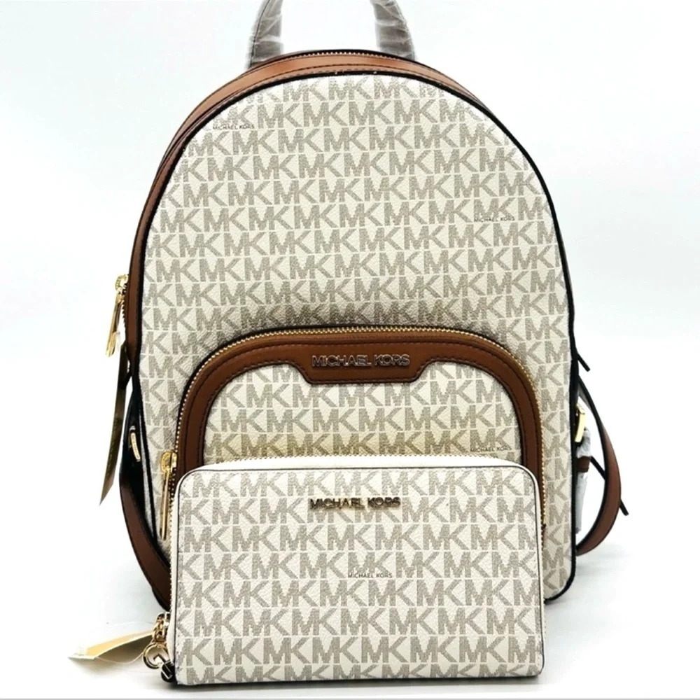 Michael Kors Medium Jaycee Zip Packet Backpack & Large Flat MF Phone Case Wallet - Picture 3 of 15